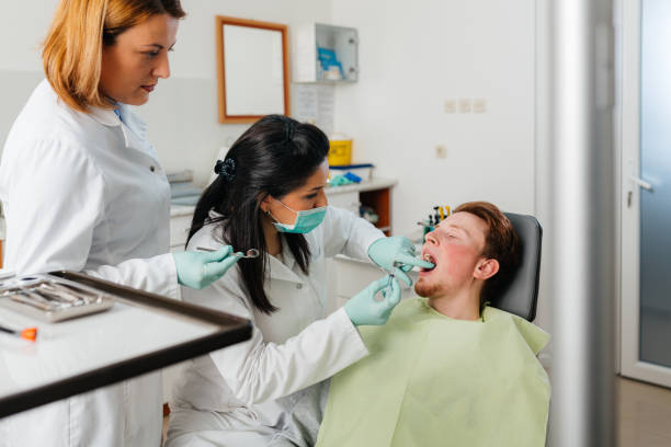 Best Emergency Tooth Extraction in Rockford, MI